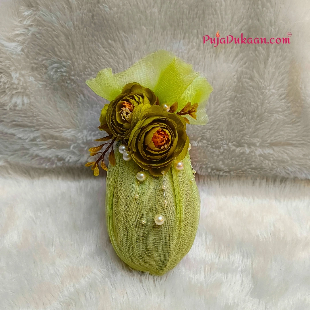 Decorated Nariyal for Wedding (A03)