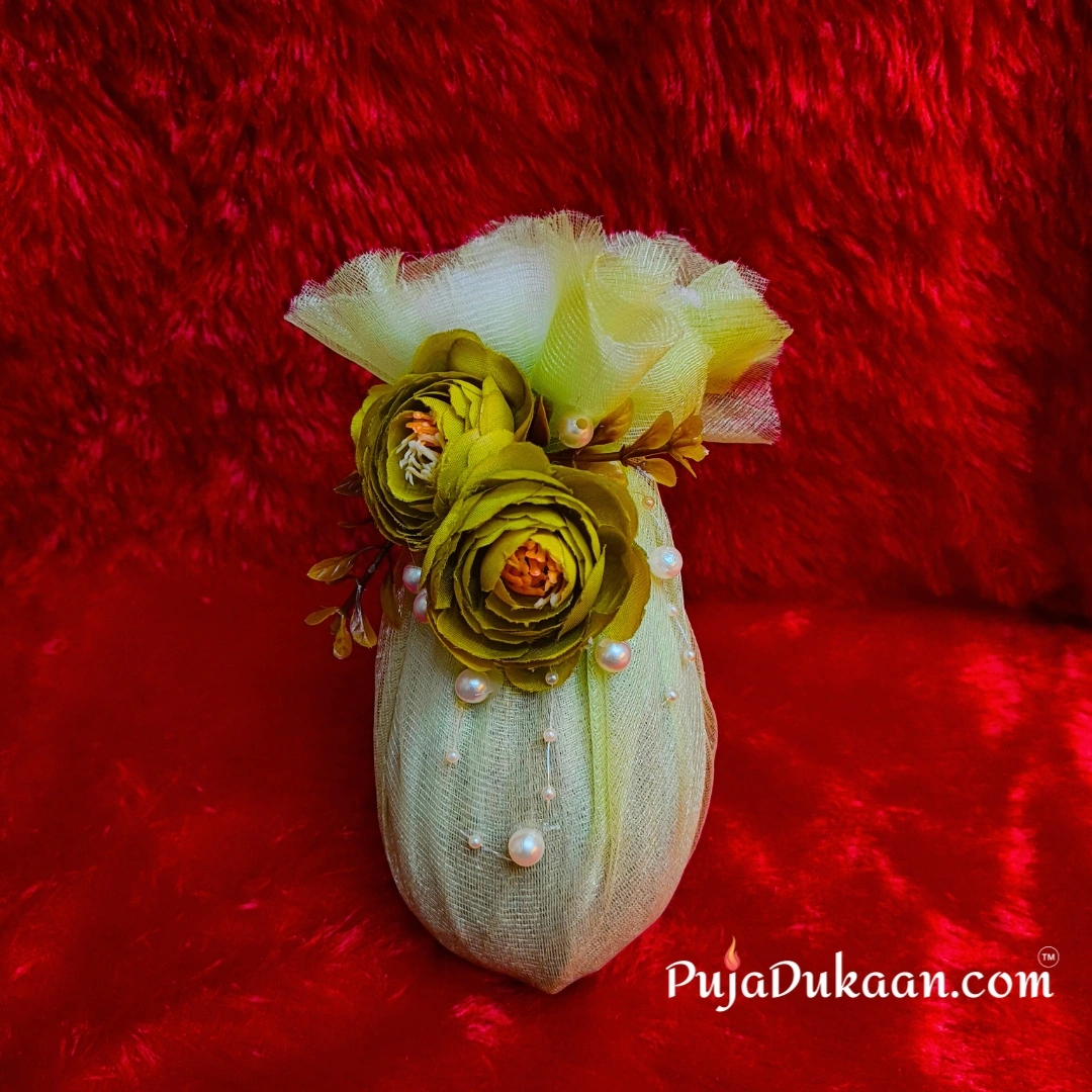 Decorated Nariyal for Wedding (A03)